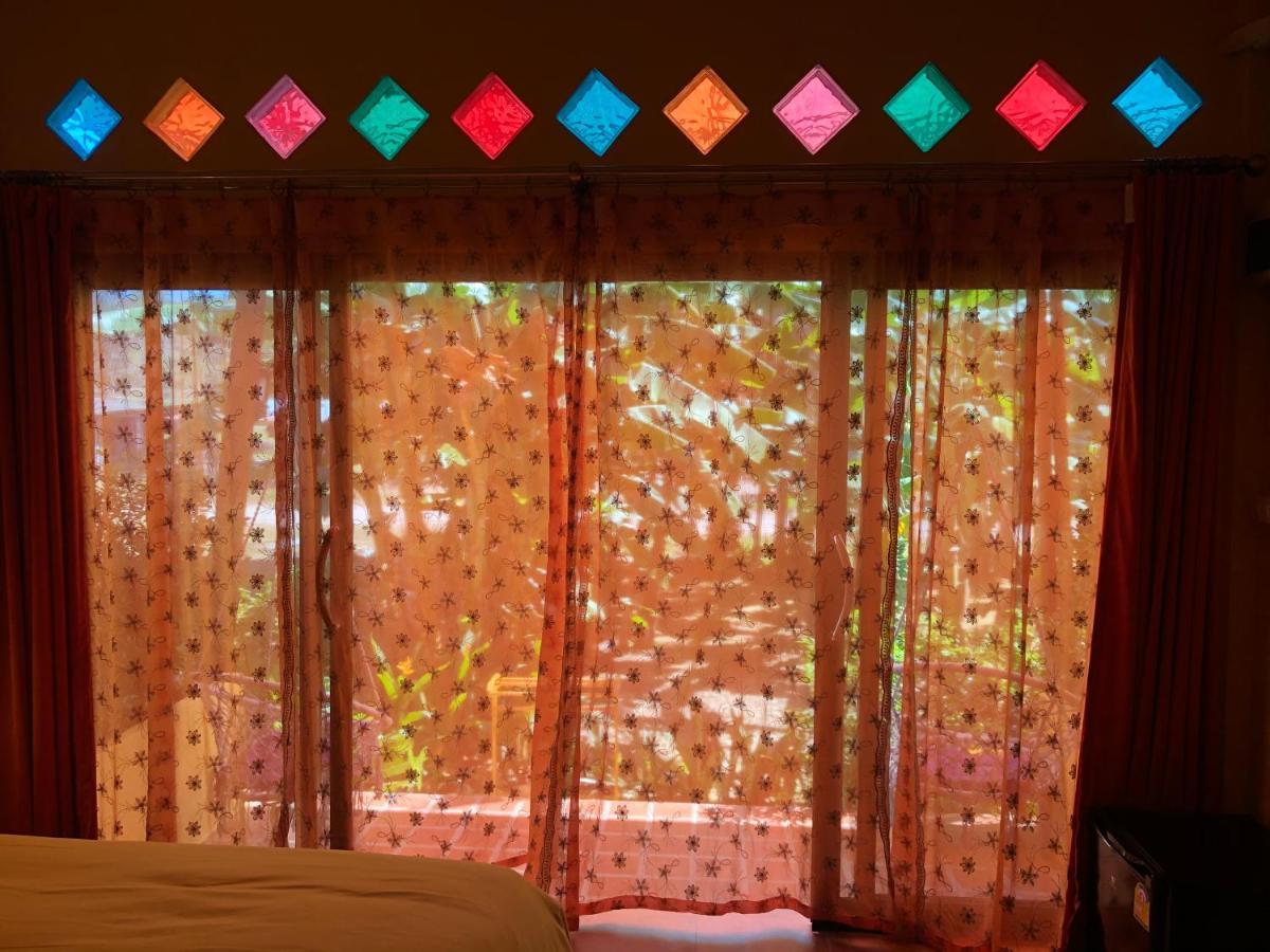 One World Bungalows Ko Lanta 外观 照片
