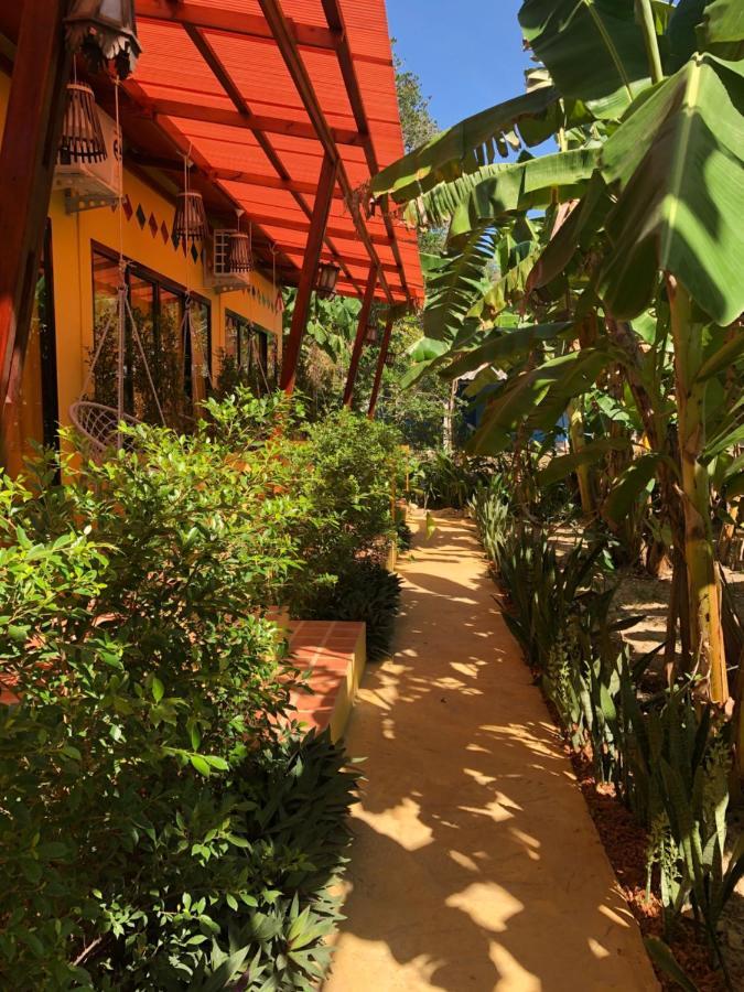 One World Bungalows Ko Lanta 外观 照片