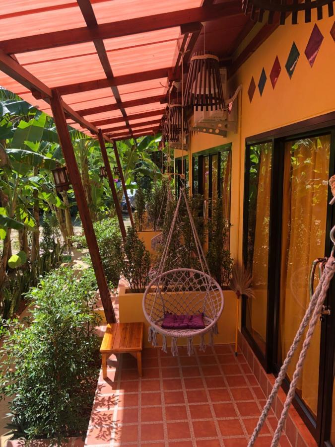 One World Bungalows Ko Lanta 外观 照片